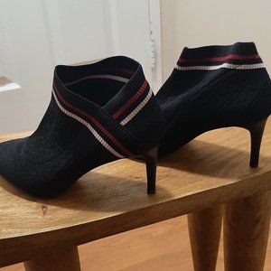 Sock bootie, Avec les filled, barely worn, 3" heel